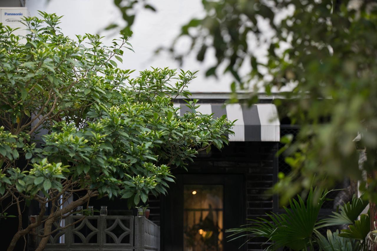 被愛咖啡小旅館 Birdeye Garden Tainan Bagian luar foto